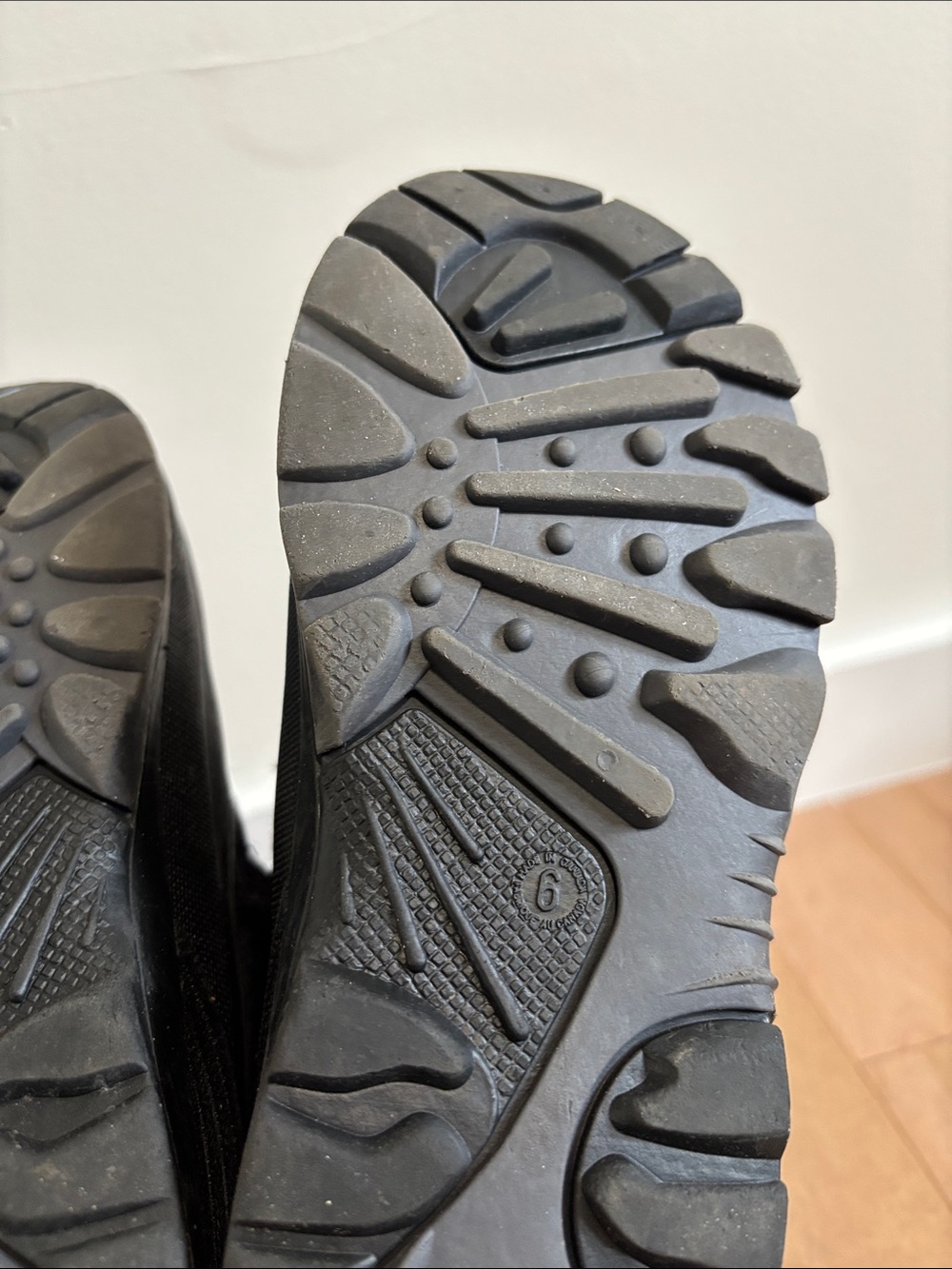 Kamik Kids Black Winter Boots Size 6 - Picture 7 of 7